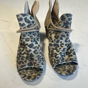 Very G heeled sandals